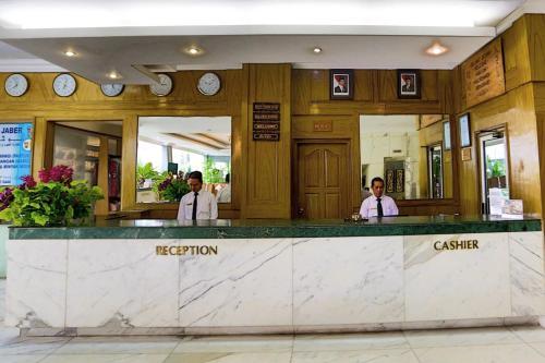 John's Pardede International Hotel