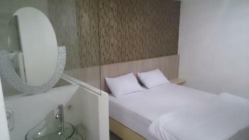Hotel Sanrina