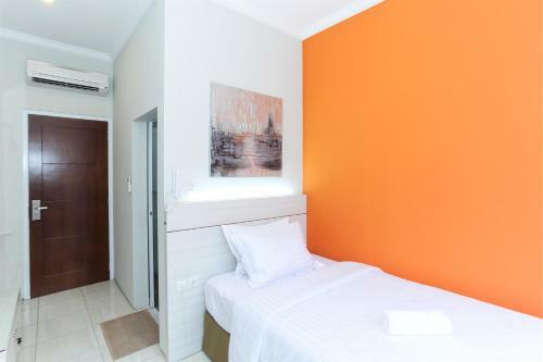 Hostal Topaz Residence
