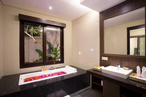 Buana Bali Luxury Villas