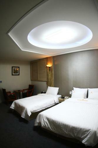 Songtan Metro Tourist Hotel