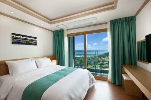 Familia Hotel