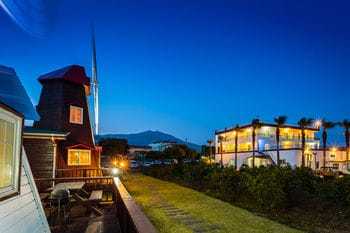 Hostal Jeju Olleh Windmill Pension And Guesthouse