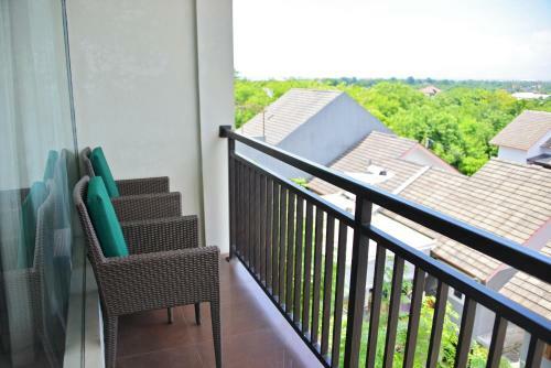 Hotel Denbukit Residence And Suite