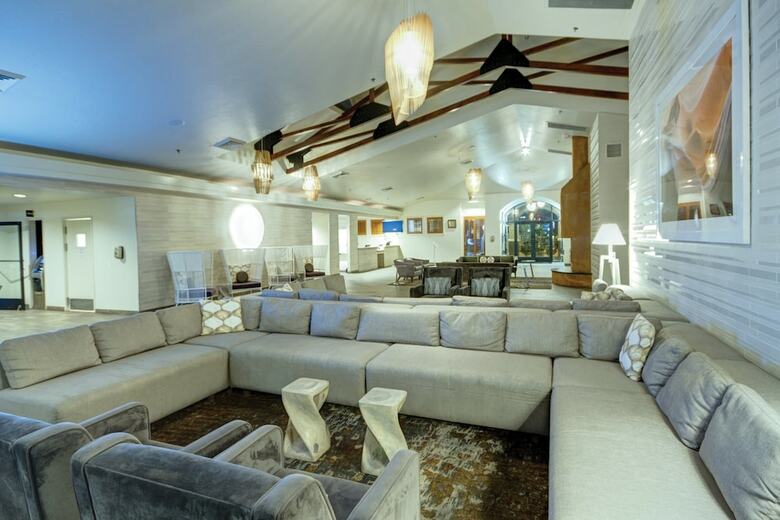Hotel Desert Rose Resort