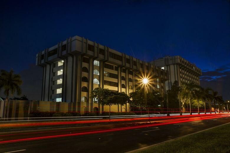 Hotel Clarion Inn & Suites Miami Airport