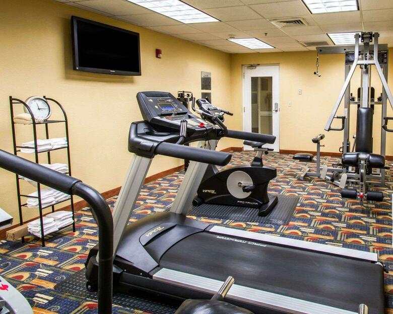Hotel Clarion Inn & Suites Miami Airport