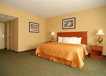 Hotel Clarion Inn & Suites Miami Airport