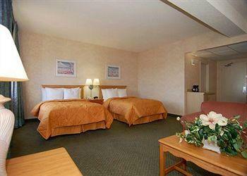 Hotel Clarion Inn & Suites Miami Airport
