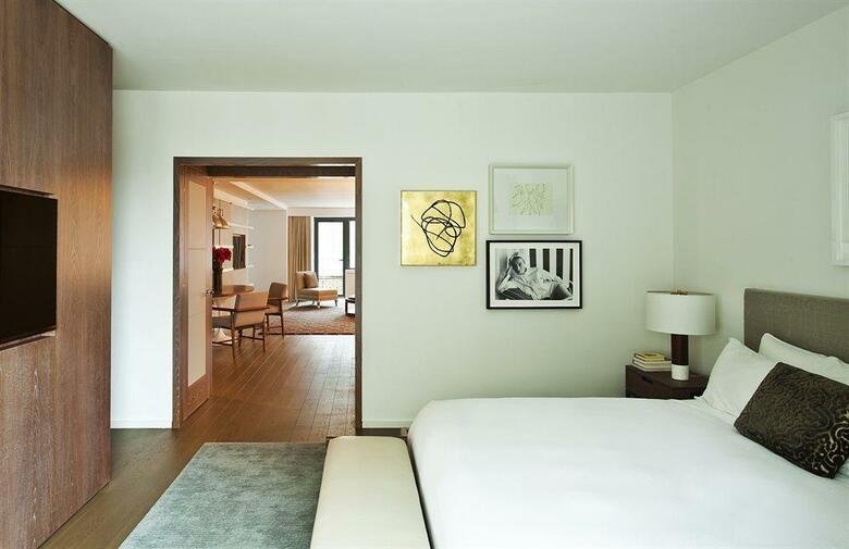 Hotel Loews Regency