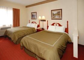 Hotel Comfort Suites I-35 North