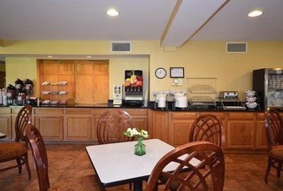 Hotel Comfort Suites