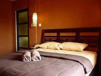 Hostal Bemo Corner Guest House