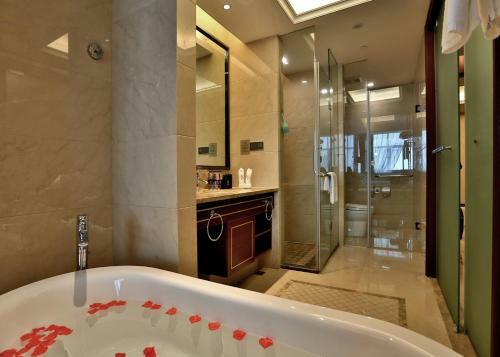 Yiwu Zhong Lian Kai Xin Hotel