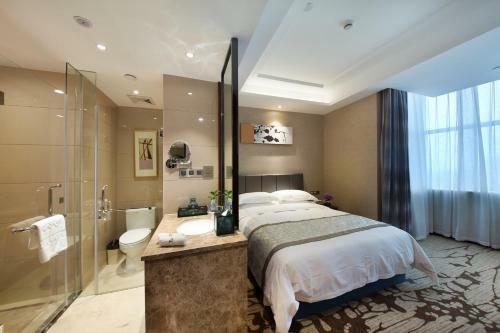 Yiwu Zhong Lian Kai Xin Hotel
