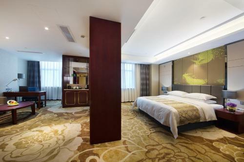 Yiwu Zhong Lian Kai Xin Hotel