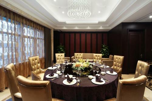 Yiwu Zhong Lian Kai Xin Hotel