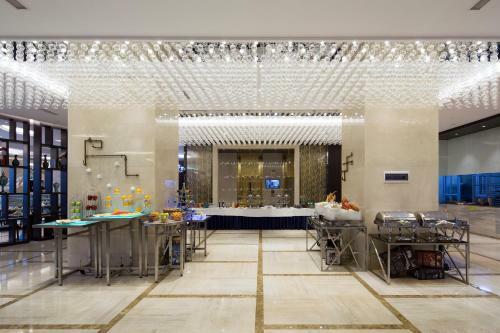 Yiwu Zhong Lian Kai Xin Hotel
