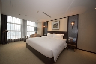 Chongqing Yimei Hotel