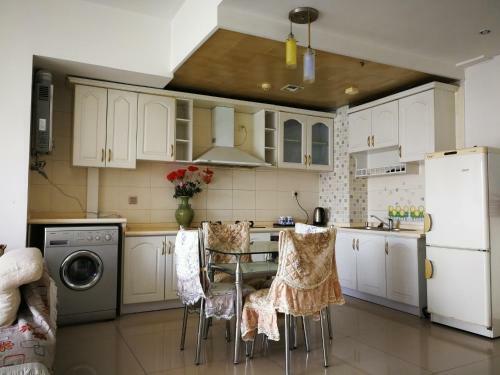 Haochi Street Apartment