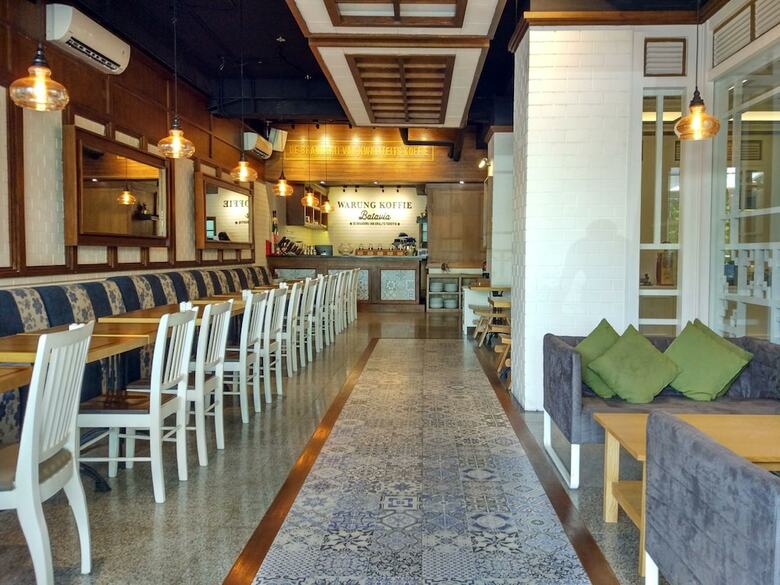 J Boutique Hotel
