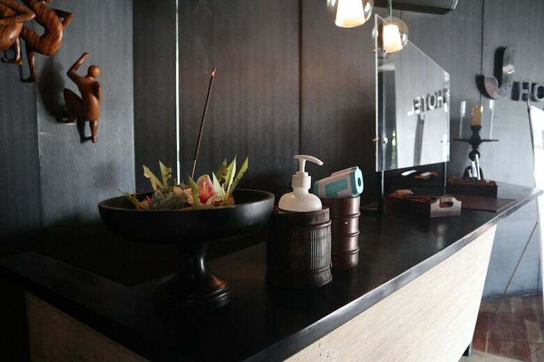 Grandmas Kuta Hotel