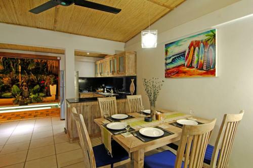 Lembongan Sanctuary Villas
