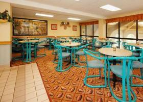 Hotel Comfort Inn At Thousand Hills