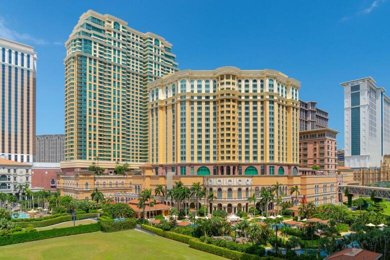 Four Seasons Hotel Macao, Cotai Strip