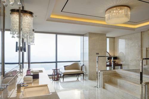 Sheraton Changde Wuling Hotel
