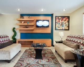 Hotel Comfort Inn Airport East