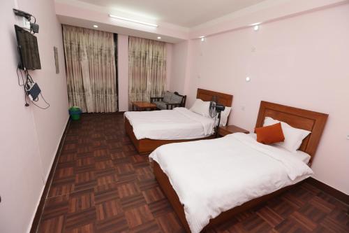 Albergue Famous House