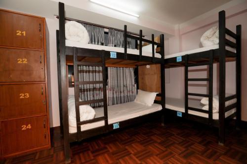 Albergue Famous House