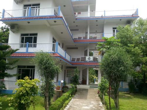 Hotel Shiva's Dream