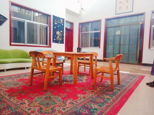 Dunhuang Han And Tang Dynasties Station Hostel