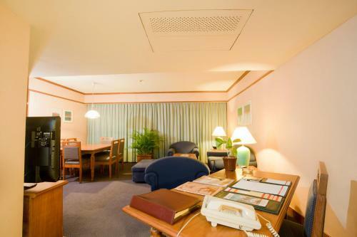 Elmi Hotel Surabaya