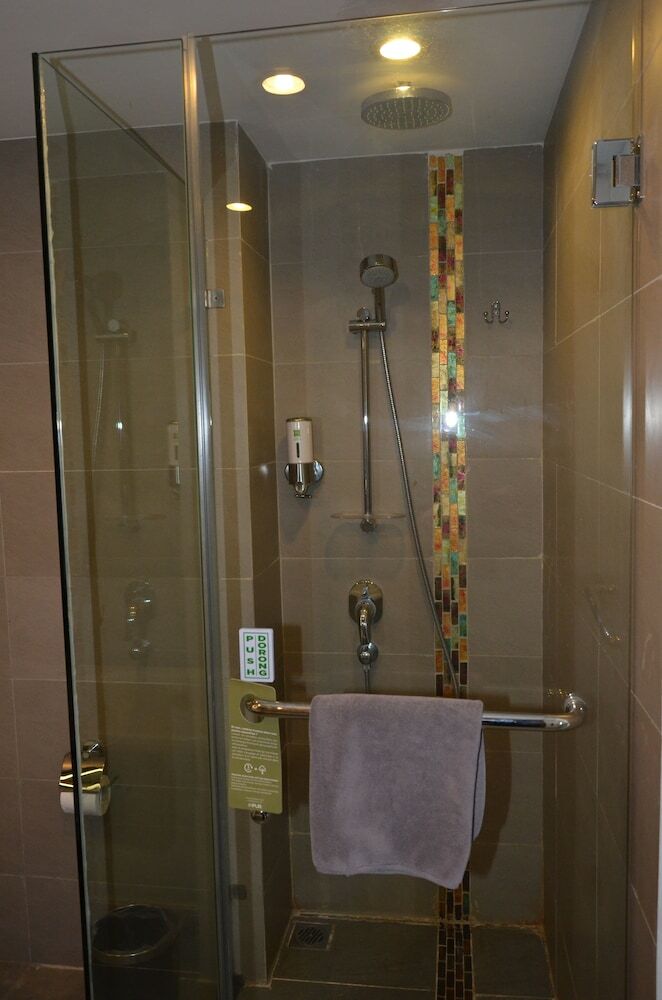 Hotel Ibis Styles Jakarta Airport