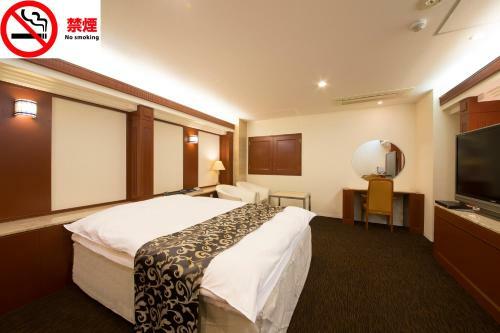 Hotel Beni East