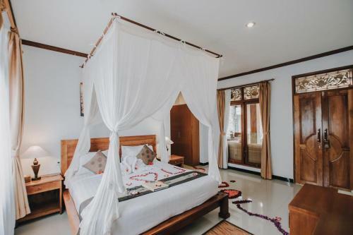Budhi Ayu Cottages