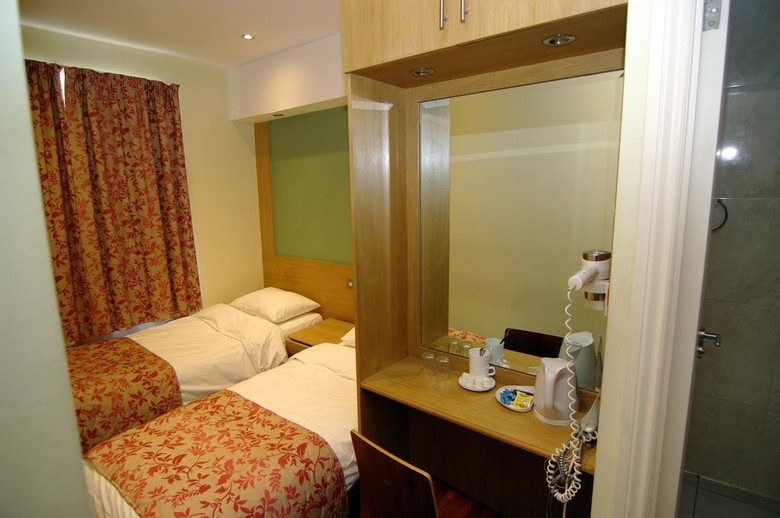 Westbury Hotel