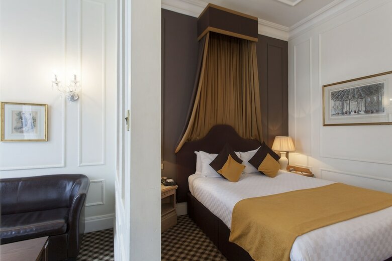 Hotel Thistle Hyde Park