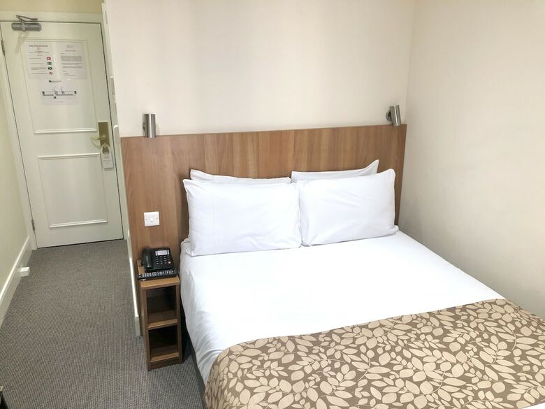 Hotel Bayswater Inn