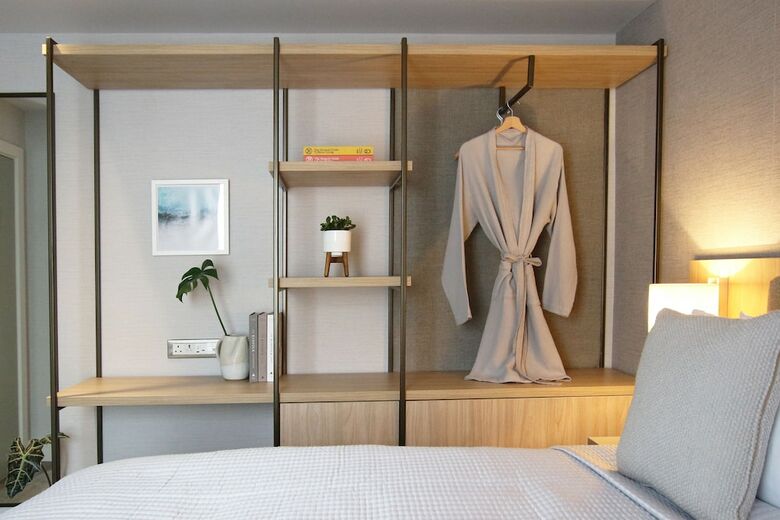 Hotel Inhabit