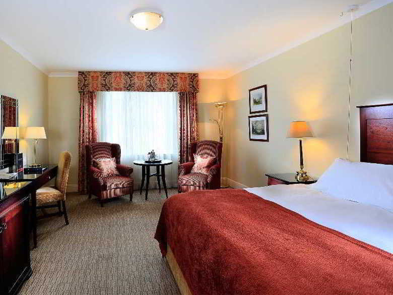 Macdonald Old England Hotel & Spa