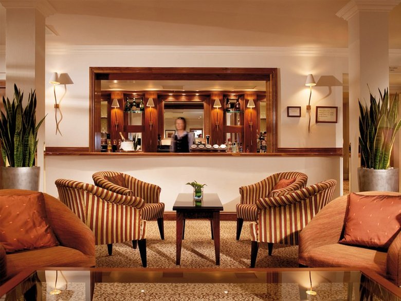 Macdonald Old England Hotel & Spa