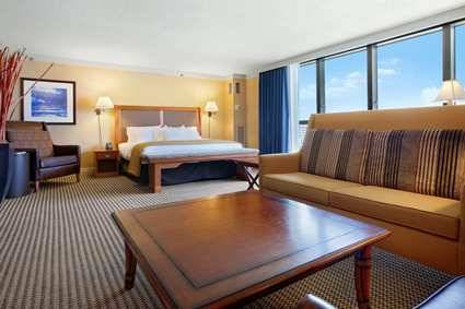 Hotel Doubletree By Hilton Miami Airport