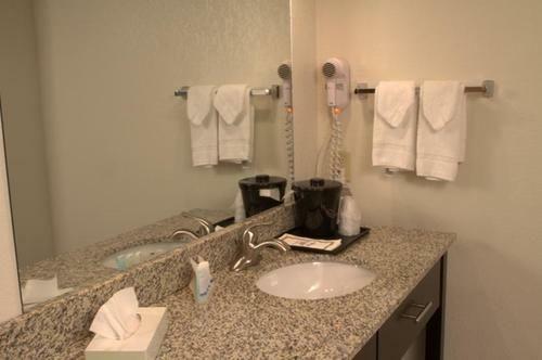 Hotel Sleep Inn & Suites Buffalo Airport