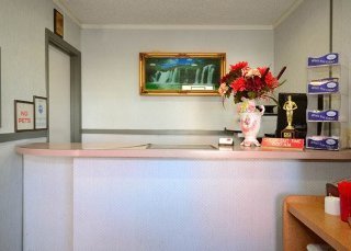 Hotel Econo Lodge East Port