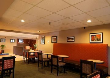 Hotel Quality Inn & Suites