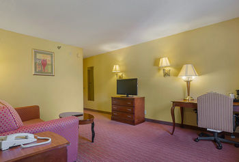 Hotel Quality Inn & Suites